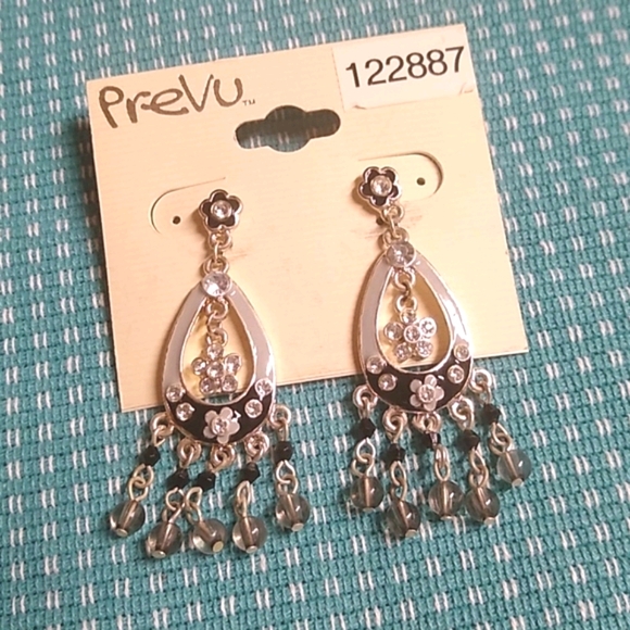 😻 3 For $15 Black Floral Theme Bead Drop Dangles - Picture 3 of 3